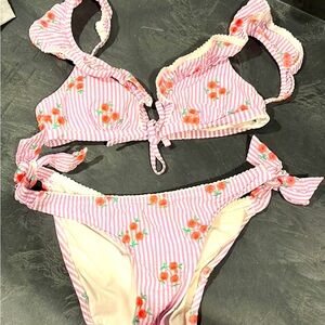Jcrew bikini, barely worn. XXS top and XS bottom. Sear sucker floral print.